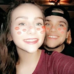 Meet your Posher, Devin